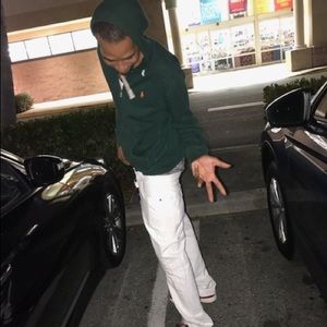 Meet your Posher, Gino